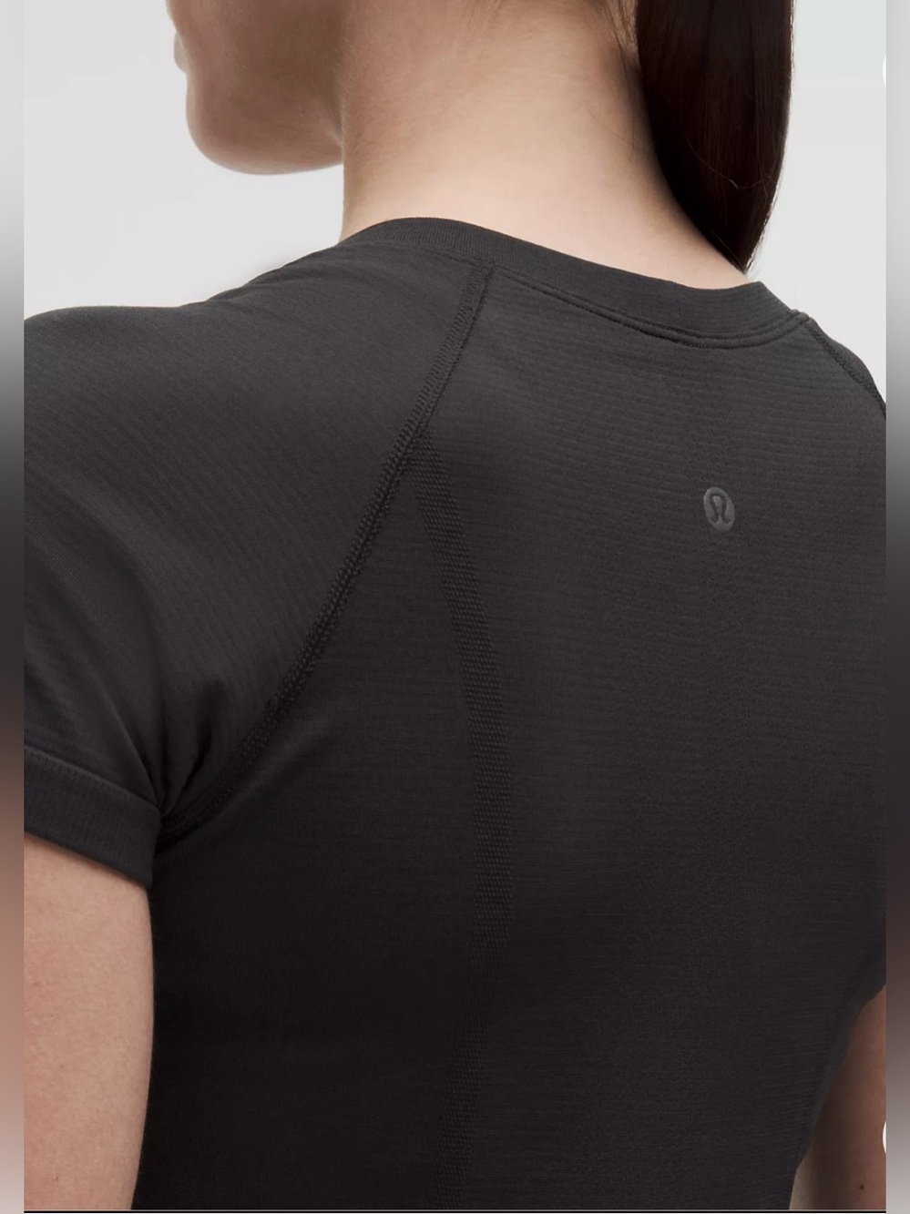 NEW Lululemon Swiftly Tech Short-Sleeve Shirt 2.0 Hip Length In Black Size 4 NEW - Picture 4 of 11